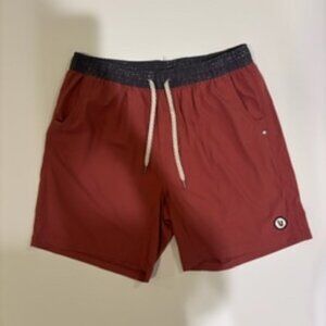 Vuori Kore Men’s Shorts – Saltwater Red, Size XL  Athletic fit designed for all-